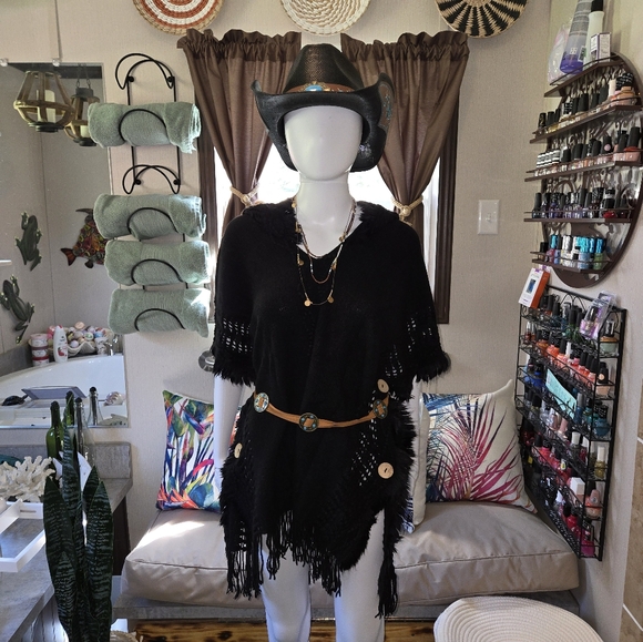 New! Western Beaded Tassel Belt - Picture 3 of 4